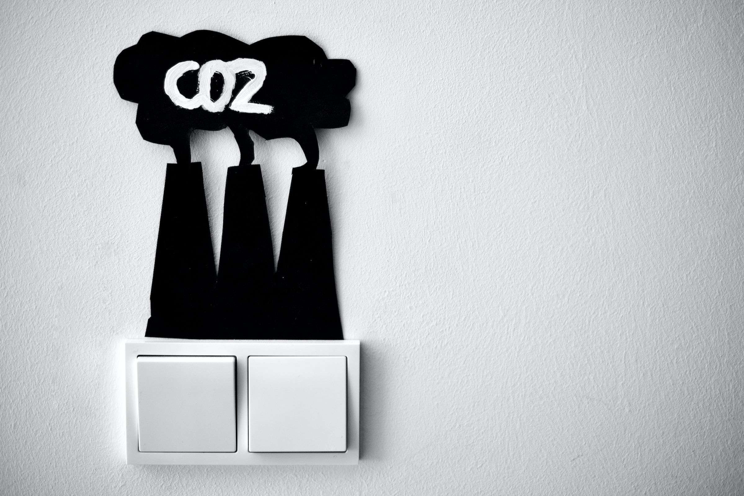 A black and white photo of a switch showing CO2