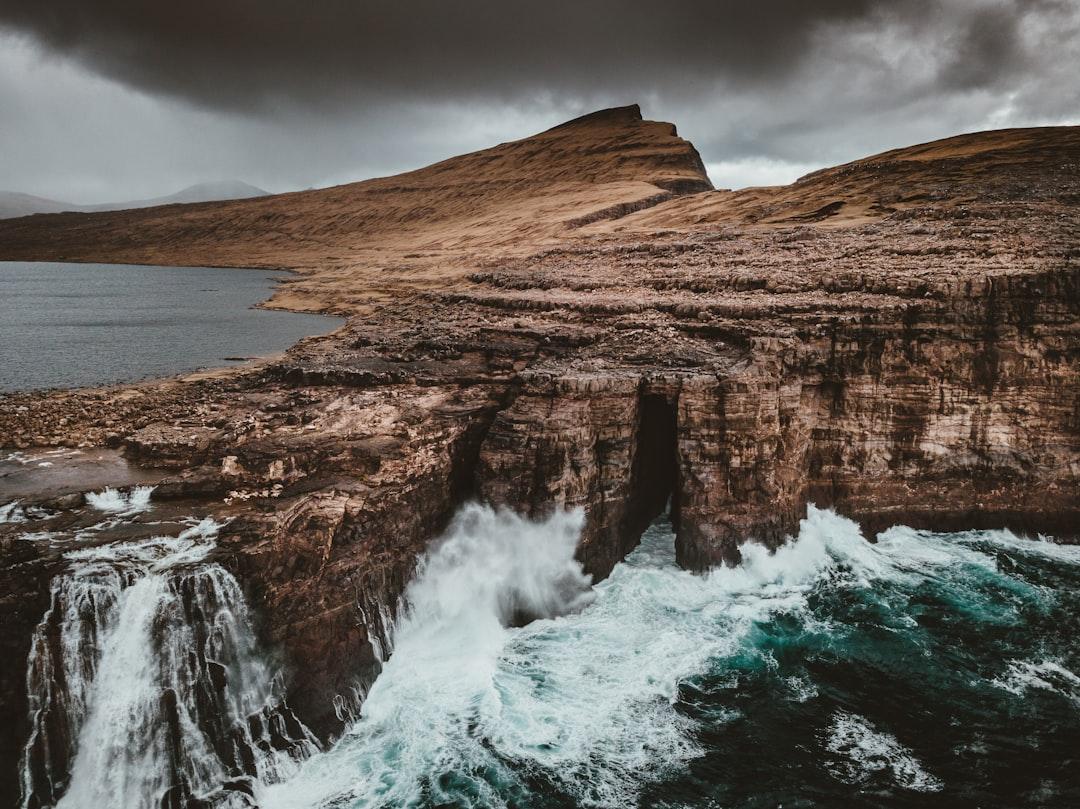 Sørvágsvatn & waterfall to the sea, Faroe Islands