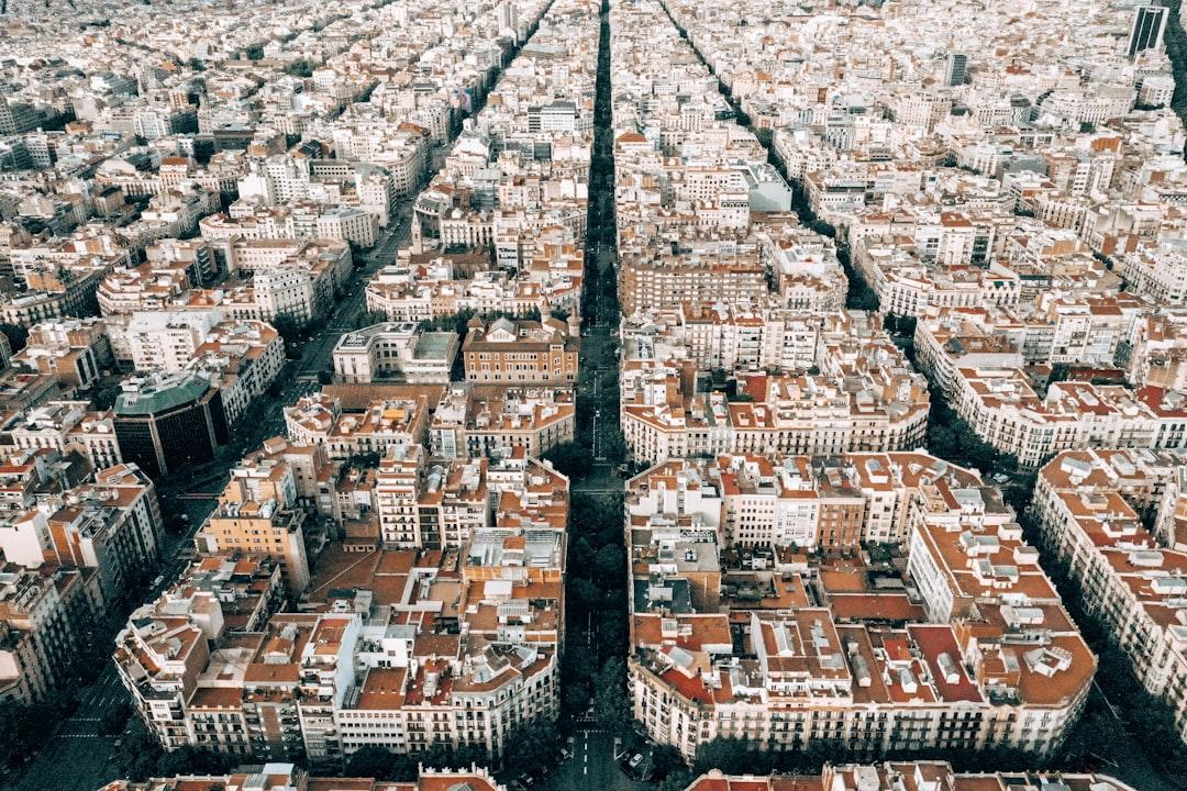 Barcelona, Spain
https://instagram.com/upmanis